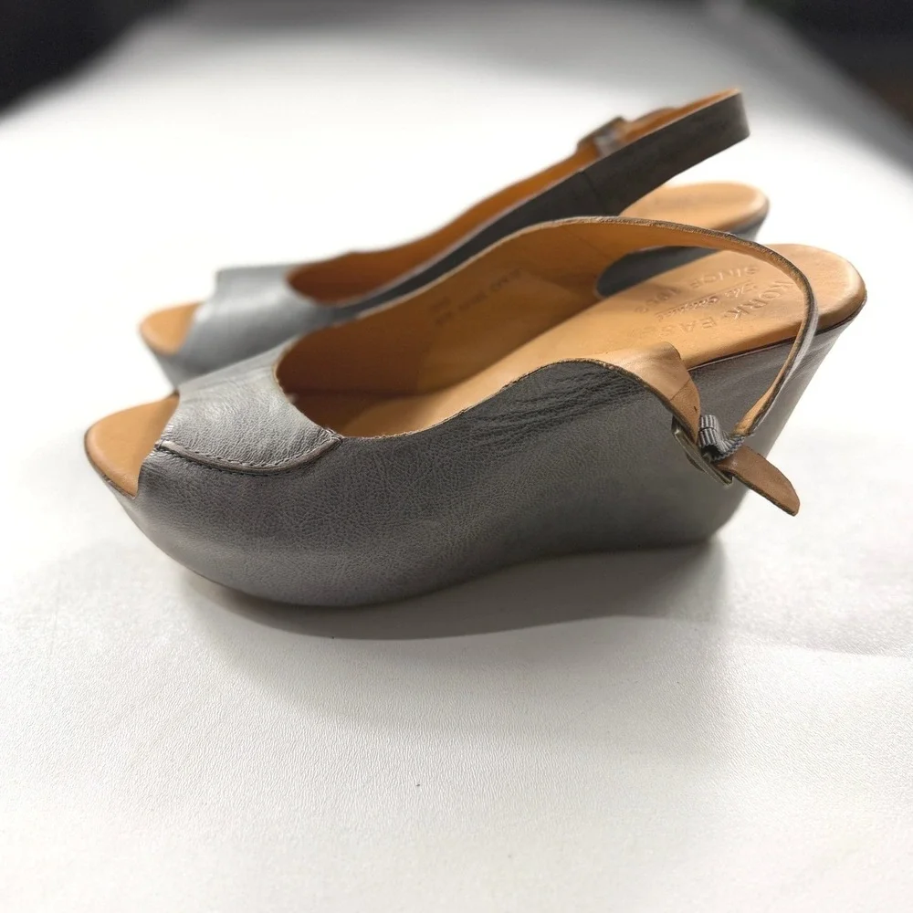 Kork-Ease Sharon Navy Leather Slingback Wedge Sandals Peep Toe K4193 Women 10